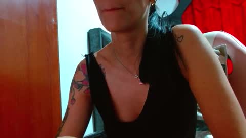 Snapshot of sexmilkdirty chatting on September 30, 11:15 pm sexmilkdirty online show from September 30, 11:15 pm