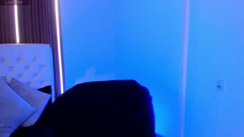 Snapshot of sexmilla_ chatting on September 21, 7:07 pm My name is sexmilla Dont forget to follow me online show from September 21, 7:07 pm