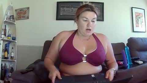 Ellie online show from January 19, 6:34 am