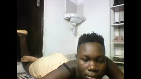 Snapshot of sexqueen02 chatting on February 22, 2:19 pm sexqueen02 online show from February 22, 2:19 pm