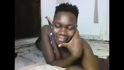 Snapshot of sexqueen02 chatting on February 17, 1:36 am sexqueen02 online show from February 17, 1:36 am