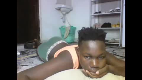 Snapshot of sexqueen02 chatting on February 26, 11:09 pm sexqueen02 online show from February 26, 11:09 pm