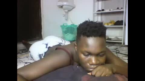 Snapshot of sexqueen02 chatting on February 25, 2:03 am sexqueen02 online show from February 25, 2:03 am