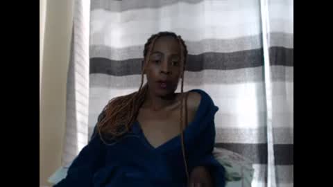 Snapshot of sexsexyx chatting on February 12, 6:08 am sexsexyx online show from February 12, 6:08 am