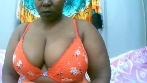 sexxi_ebony online show from February 7, 6:38 am