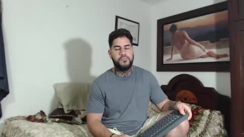 sexxy man online show from December 18, 7:58 am