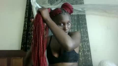 Dolly online show from May 8, 12:33 pm