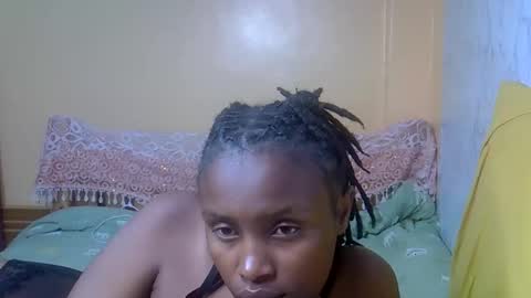 Snapshot of sexxyjey_ chatting on October 12, 3:04 pm sexxyjey_ online show from October 12, 3:04 pm