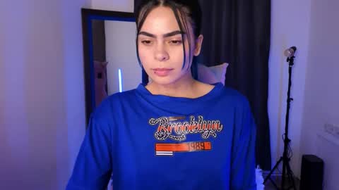 Snapshot of sexxylady__ chatting on October 13, 11:18 pm Angie online show from October 13, 11:18 pm