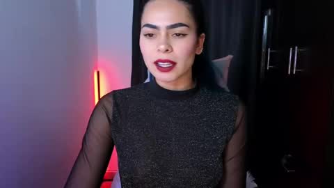 Snapshot of sexxylady__ chatting on October 2, 10:52 pm Angie online show from October 2, 10:52 pm
