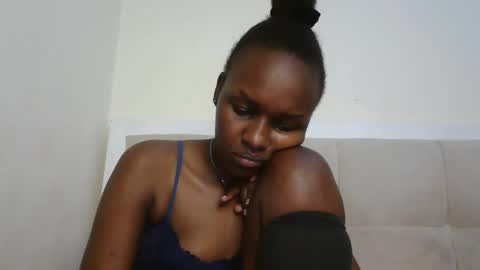 maya online show from December 17, 8:04 pm