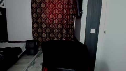 Sexxymuscles4U online show from November 24, 9:08 am