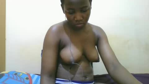 Snapshot of sexy_ariana90 chatting on February 28, 1:25 pm Reshia online show from February 28, 1:25 pm