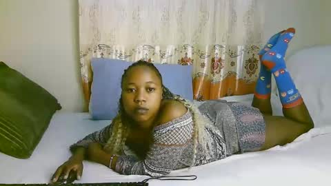 Snapshot of sexy_ariana_2 chatting on March 10, 7:00 am Ariana online show from March 10, 7:00 am