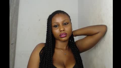 Snapshot of sexy_badgirl2 chatting on September 26, 8:00 am Sexy blackgirl2 online show from September 26, 8:00 am