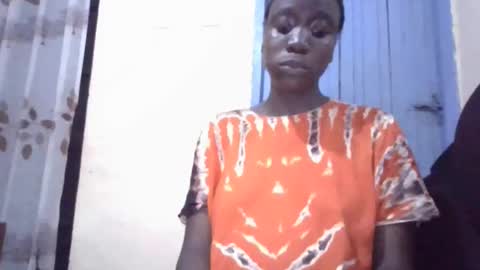 sexy_butty01 online show from February 8, 7:28 pm