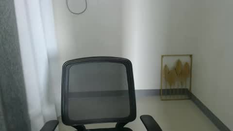 Snapshot of sexy_candy69x chatting on September 23, 4:17 am sexy_candy69x online show from September 23, 4:17 am