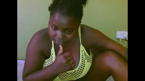 Snapshot of sexy_divana chatting on February 10, 7:58 am sexy_divana online show from February 10, 7:58 am