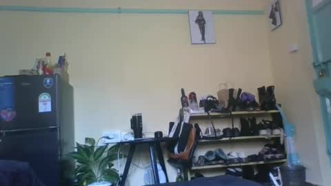 Snapshot of sexy_ebony_princess chatting on September 25, 8:54 am Trina online show from September 25, 8:54 am