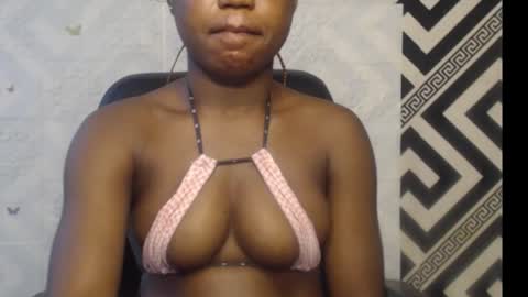 Snapshot of sexy_floral chatting on September 30, 8:25 am Angela online show from September 30, 8:25 am