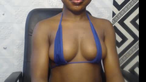 Snapshot of sexy_floral chatting on September 27, 10:07 pm Angela online show from September 27, 10:07 pm