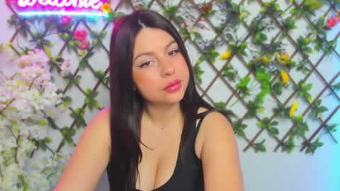 Lily online show from April 16, 4:12 am