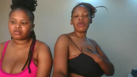 sexy_lyna online show from February 12, 11:19 pm