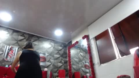 Snapshot of sexy_mature_hot01 chatting on September 23, 4:56 pm MARIPOSA online show from September 23, 4:56 pm