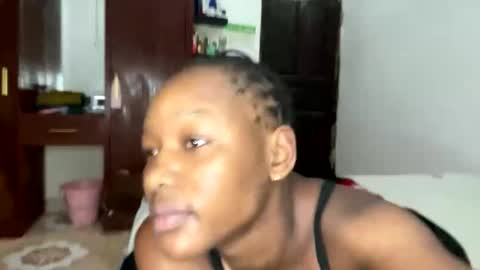 Lyn online show from February 10, 3:53 am