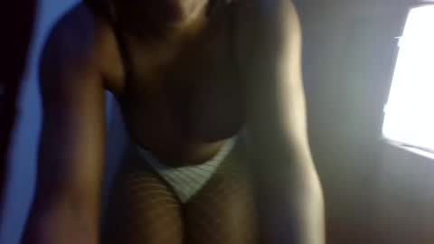Snapshot of sexy_natallie chatting on February 23, 7:44 am natallie online show from February 23, 7:44 am