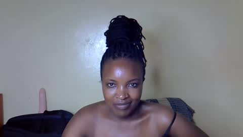 Snapshot of sexy_sazii chatting on October 14, 10:18 am sexy_sazii online show from October 14, 10:18 am