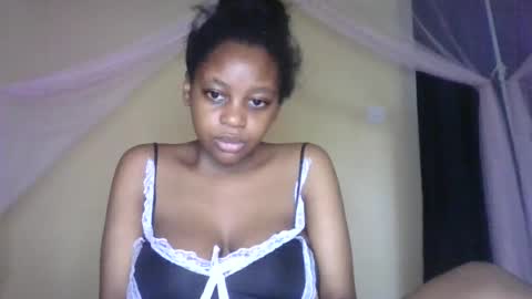Snapshot of sexy_short chatting on October 17, 6:06 am Janet online show from October 17, 6:06 am