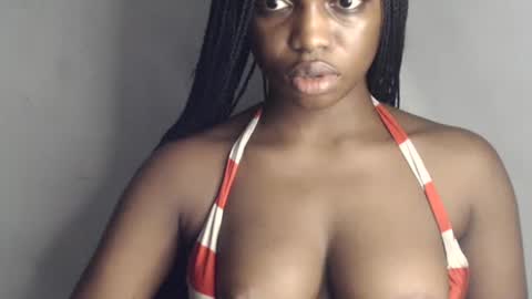 Snapshot of sexy_sinaha chatting on January 24, 8:53 pm naomi online show from January 24, 8:53 pm