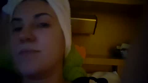 Slimm online show from December 18, 3:33 pm