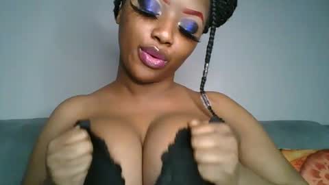 Snapshot of sexy_sweetcandy chatting on December 23, 3:44 pm sexy sweetcandy online show from December 23, 3:44 pm