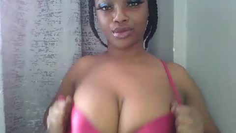 Snapshot of sexy_sweetcandy chatting on December 30, 8:43 am sexy sweetcandy online show from December 30, 8:43 am