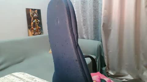 Snapshot of sexy_sweetcandy chatting on October 12, 7:01 am sexy sweetcandy online show from October 12, 7:01 am
