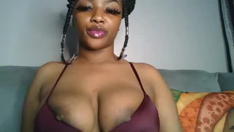 Snapshot of sexy_sweetcandy chatting on December 24, 3:05 pm sexy sweetcandy online show from December 24, 3:05 pm