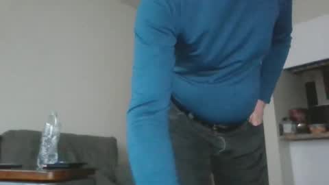 Snapshot of sexy_white_daddy chatting on February 27, 2:25 am Daddy online show from February 27, 2:25 am