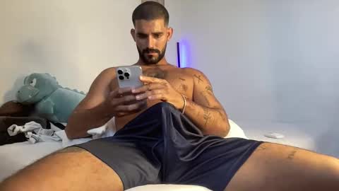 Asaf          online show from May 3, 6:58 pm