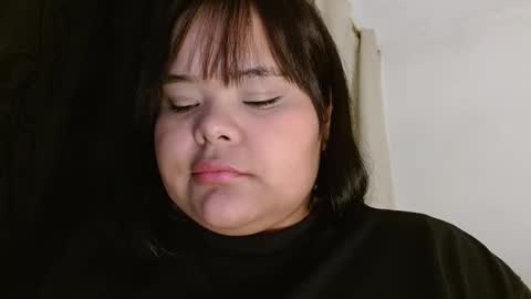 Snapshot of sexychubbyy chatting on February 18, 1:32 am Eva online show from February 18, 1:32 am