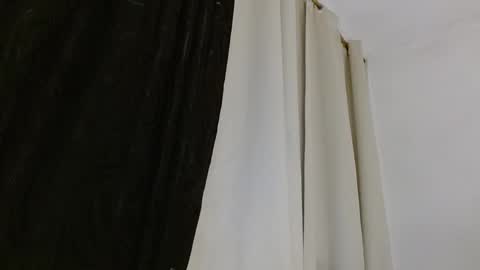 Snapshot of sexychubbyy chatting on February 16, 8:22 pm Eva online show from February 16, 8:22 pm