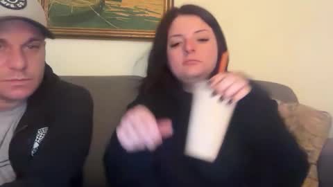 sexycouple41110 online show from April 6, 12:17 pm