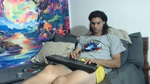 Snapshot of sexydarkhunter2 chatting on September 16, 12:34 am Mike online show from September 16, 12:34 am