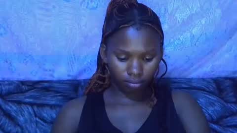 sexydoll002 online show from October 31, 6:30 pm