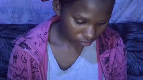 sexydoll002 online show from October 26, 7:24 pm