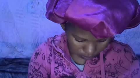 sexydoll002 online show from December 4, 4:23 am