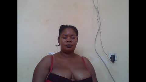Snapshot of sexydove2 chatting on September 26, 7:27 am EMILY online show from September 26, 7:27 am