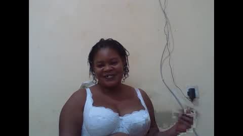 Snapshot of sexydove2 chatting on October 9, 3:17 pm EMILY online show from October 9, 3:17 pm