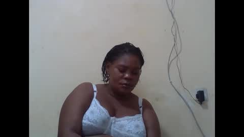 Snapshot of sexydove2 chatting on October 8, 3:07 pm EMILY online show from October 8, 3:07 pm
